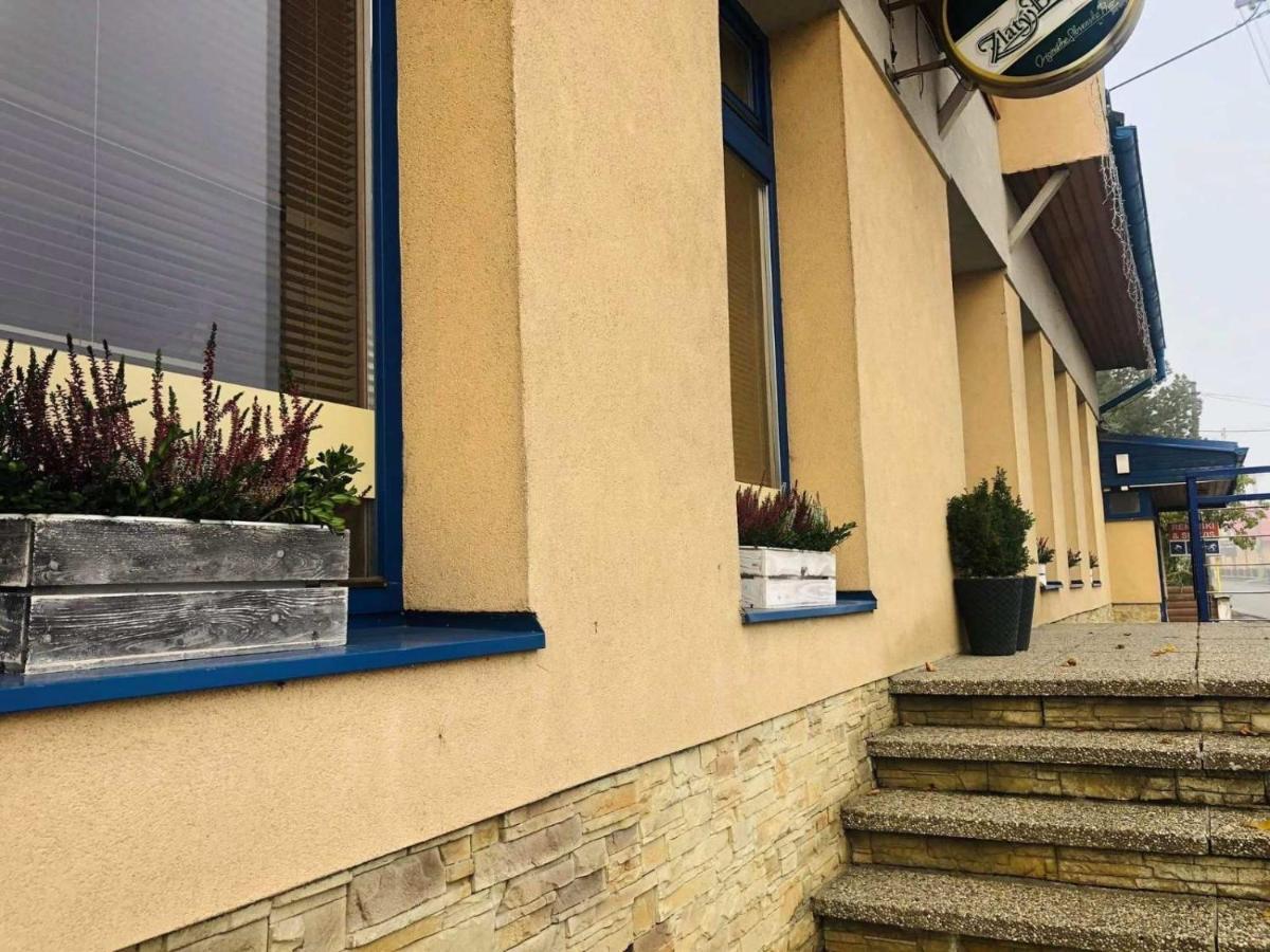 Penzion Kamenec Zakamenne Extérieur photo